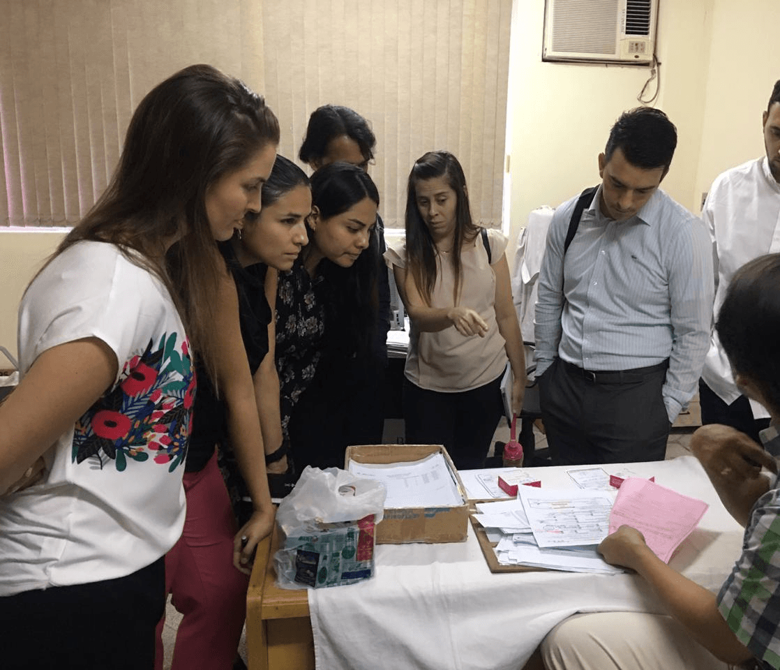 Team working with INCAN professionals.
